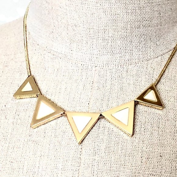 NWT Banana Republic Enamel Triangle Wing Necklace NWT 48 - Picture 2 of 7